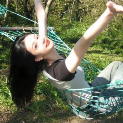 洞里的月亮